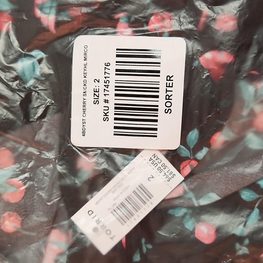 ❤️NWT TORRID CHERRY KEYHOLE BUST SILKY, STRETCHY SNAP BOTTOM BODYSUIT - PLUS 2X - Picture 5 of 8